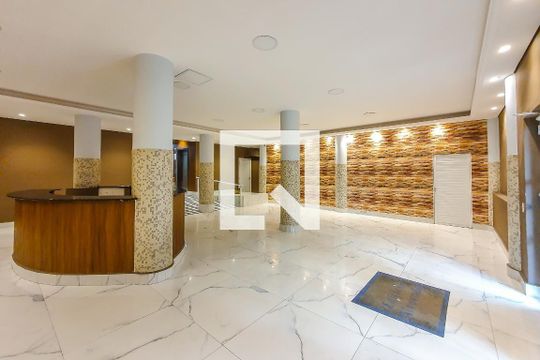 Hall de Entrada de apartamento para alugar com 1 quarto, 29m² em Liberdade, São Paulo