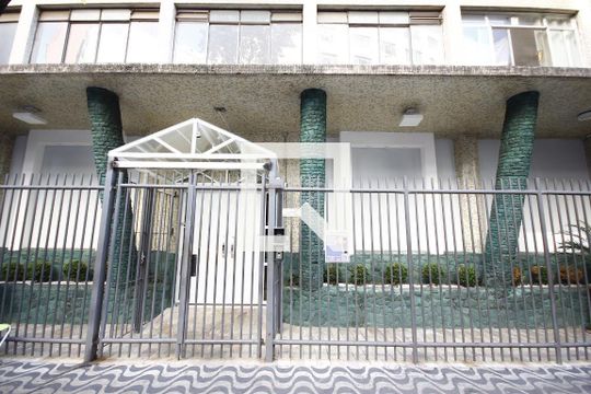 Entrada de apartamento para alugar com 1 quarto, 29m² em Liberdade, São Paulo