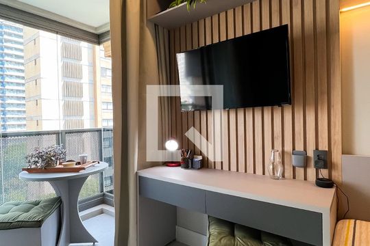 Studio de kitnet/studio para alugar com 1 quarto, 27m² em Moema, São Paulo