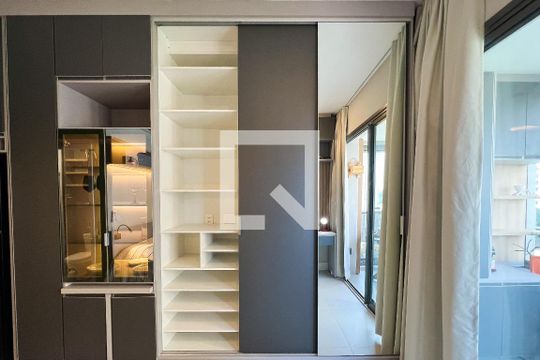 Studio de kitnet/studio para alugar com 1 quarto, 27m² em Moema, São Paulo