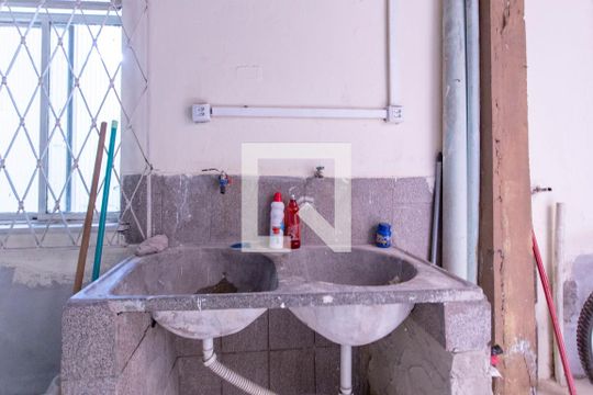 Área de Serviço de casa à venda com 3 quartos, 100m² em Alto dos Pinheiros, Belo Horizonte