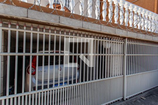 Garagem de casa à venda com 3 quartos, 100m² em Alto dos Pinheiros, Belo Horizonte