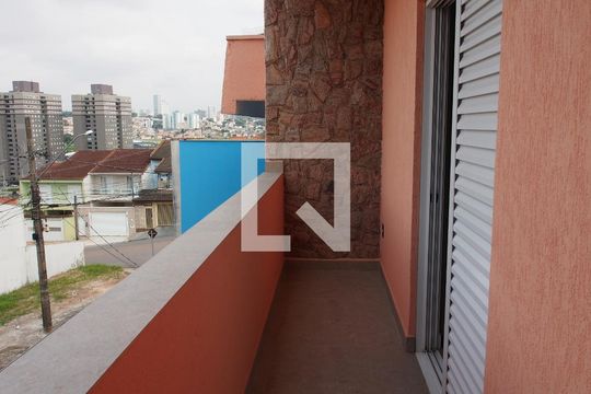 Sacada Suíte de casa à venda com 3 quartos, 370m² em Vila Galvão, Jundiaí