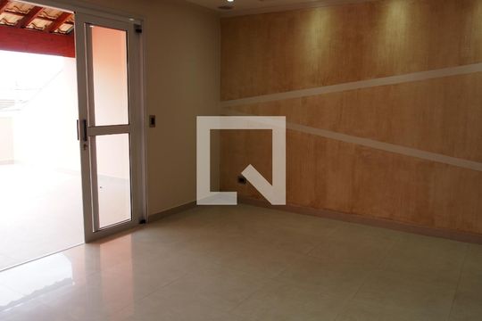 Sala de casa à venda com 3 quartos, 370m² em Vila Galvão, Jundiaí