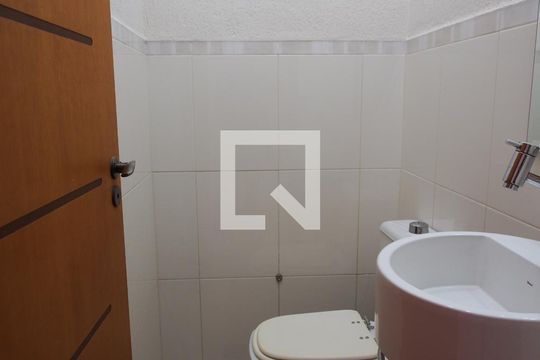 Lavabo de casa à venda com 3 quartos, 370m² em Vila Galvão, Jundiaí