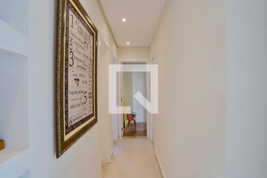 Corredor de apartamento à venda com 3 quartos, 100m² em Vila Prudente, São Paulo