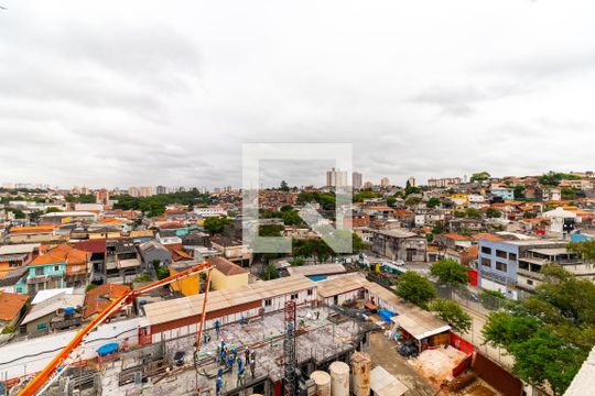 Vista do Quarto 1 de apartamento para alugar com 2 quartos, 33m² em Jardim Itacolomi, São Paulo