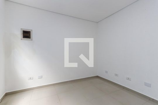 Sala e Cozinha de casa para alugar com 1 quarto, 21m² em Vila Nova Carolina, São Paulo
