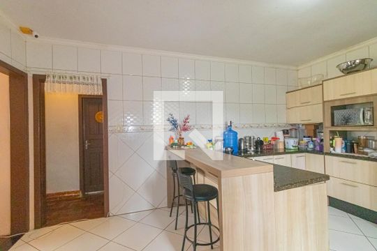 Cozinha de casa para alugar com 4 quartos, 230m² em Estância Velha, Canoas