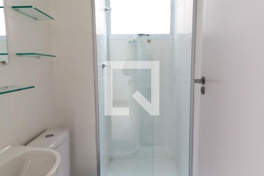 Banheiro Social de apartamento para alugar com 2 quartos, 38m² em Campo de Santana, Curitiba