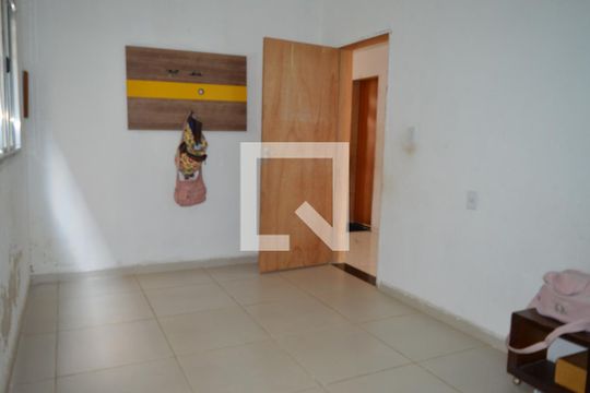 Quarto 2 de casa para alugar com 4 quartos, 1000m² em Tropical, Contagem