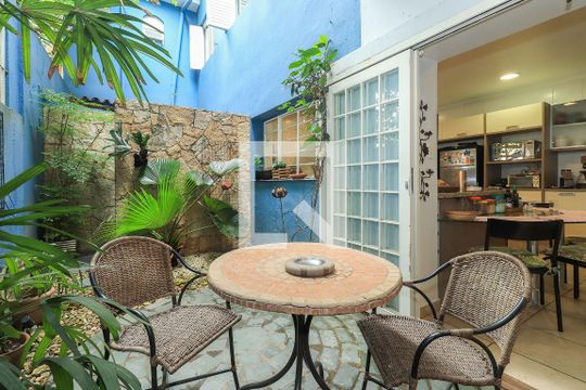 Varanda de casa para alugar com 4 quartos, 300m² em Bosque da Saúde, São Paulo