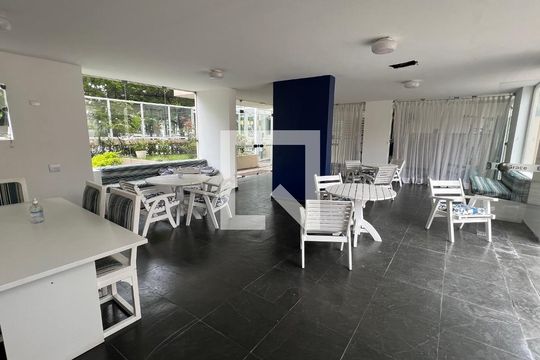 Área comum de apartamento à venda com 3 quartos, 181m² em Pinheiros, São Paulo