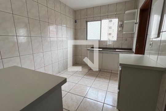 Cozinha de apartamento à venda com 3 quartos, 181m² em Pinheiros, São Paulo