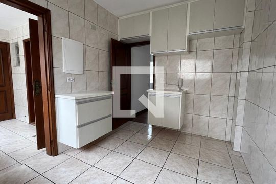 Cozinha de apartamento à venda com 3 quartos, 181m² em Pinheiros, São Paulo