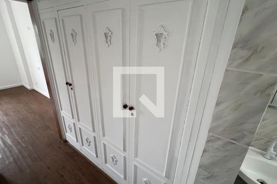 Closet da suíte de apartamento à venda com 3 quartos, 181m² em Pinheiros, São Paulo