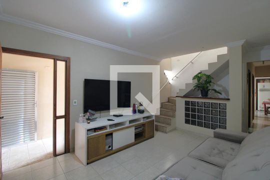 Sala de casa à venda com 4 quartos, 178m² em Jardim Satelite, São Paulo