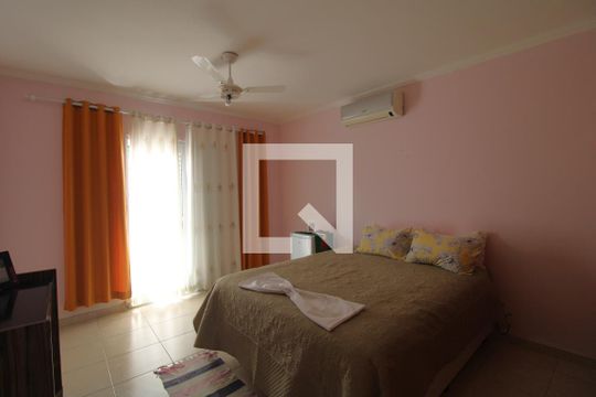 Quarto 1 de casa à venda com 4 quartos, 178m² em Jardim Satelite, São Paulo