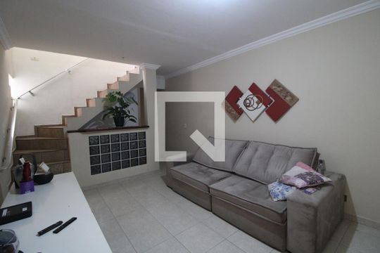 Casa à venda com 4 quartos, 178m² em Jardim Satelite, São Paulo