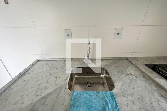 Cozinha  de casa de condomínio para alugar com 1 quarto, 42m² em Jabaquara, São Paulo