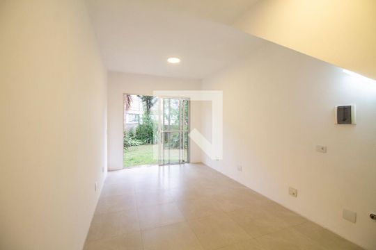 Kitnet/Studio para alugar com 1 quarto, 30m² em Sumaré, São Paulo