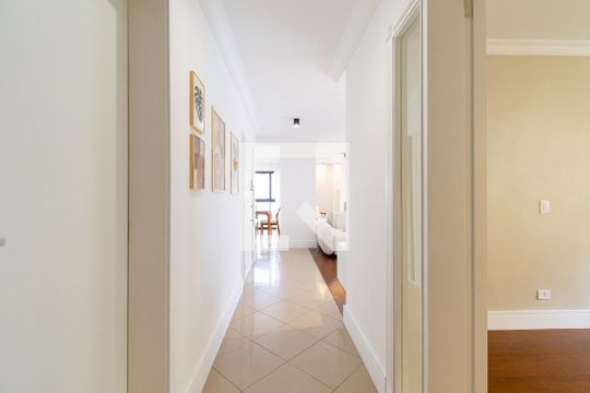 Corredor de apartamento para alugar com 3 quartos, 216m² em Vila Mascote, São Paulo