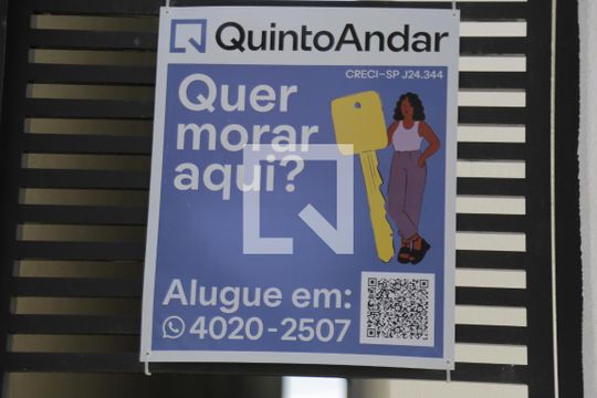 Plaquinha de apartamento para alugar com 1 quarto, 40m² em Jardim Centenario, São Paulo