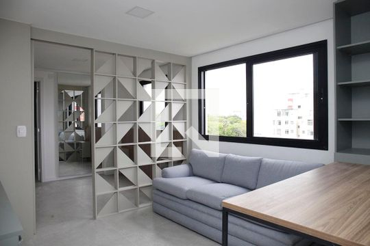 Kitnet/Studio à venda com 1 quarto, 31m² em Farroupilha, Porto Alegre
