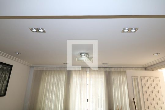 Sala de casa à venda com 2 quartos, 350m² em Parque Edu Chaves, São Paulo