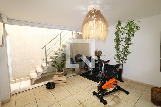 Área comum de casa à venda com 2 quartos, 350m² em Parque Edu Chaves, São Paulo