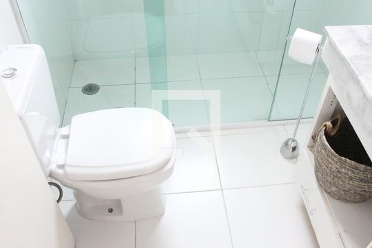 Banheiro Social de apartamento à venda com 3 quartos, 117m² em Jardim São Paulo, São Paulo
