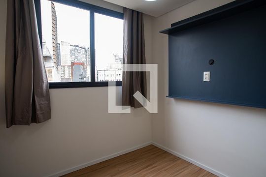 Quarto de kitnet/studio para alugar com 1 quarto, 38m² em Centro, São Paulo