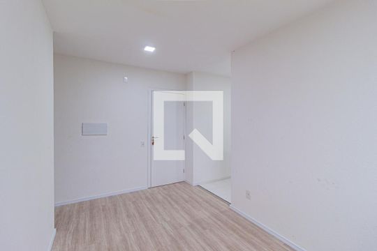 Sala de apartamento para alugar com 2 quartos, 44m² em Jardim Boa Vista , Osasco