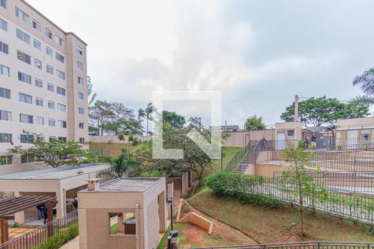 Vista dos quartos de apartamento para alugar com 2 quartos, 44m² em Jardim Boa Vista , Osasco