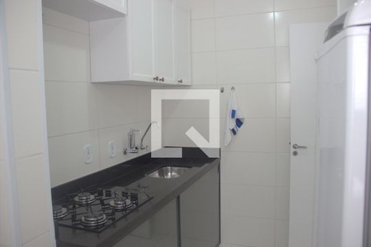 Cozinha de apartamento para alugar com 2 quartos, 48m² em Parque Manchester, Sorocaba