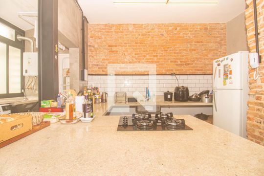 Cozinha e Área de Serviço de apartamento à venda com 3 quartos, 115m² em Rio Branco, Porto Alegre