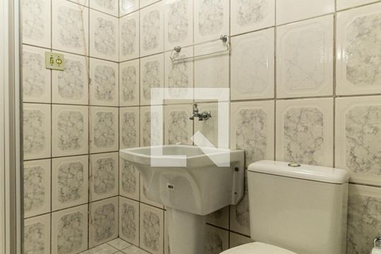Banheiro de kitnet/studio à venda com 1 quarto, 29m² em República, São Paulo