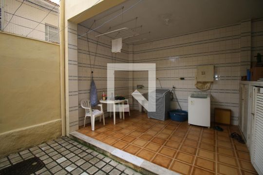 Área de Serviço de casa à venda com 5 quartos, 329m² em Penha Circular, Rio de Janeiro