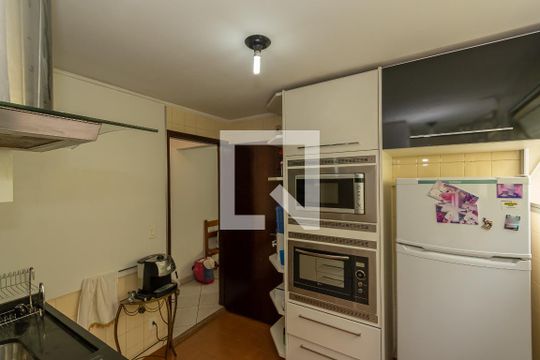 Cozinha e Área de Serviço de apartamento à venda com 1 quarto, 53m² em Cambuí, Campinas