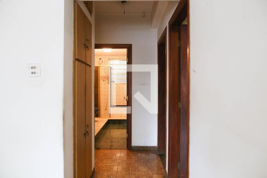 Corredor de casa à venda com 5 quartos, 399m² em Jardim, Santo André