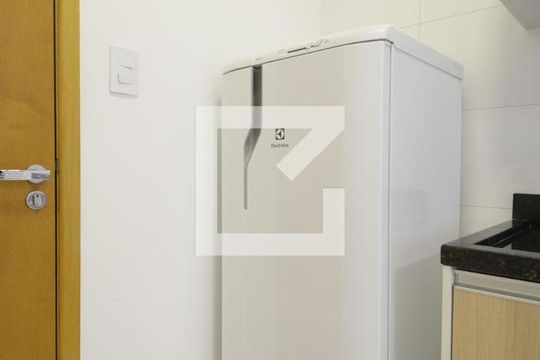 Cozinha de kitnet/studio para alugar com 1 quarto, 20m² em Liberdade, São Paulo