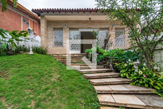 Área comum de casa à venda com 3 quartos, 293m² em Jardim das Bandeiras, São Paulo