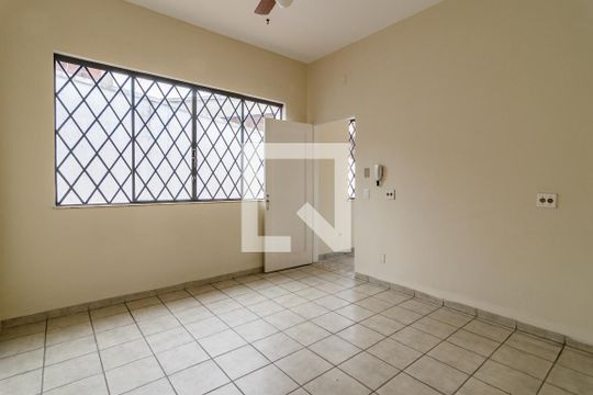 Quarto 1 de casa à venda com 3 quartos, 293m² em Jardim das Bandeiras, São Paulo