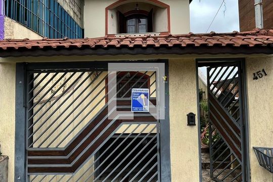Fachada de casa à venda com 1 quarto, 20m² em Vila Ede, São Paulo