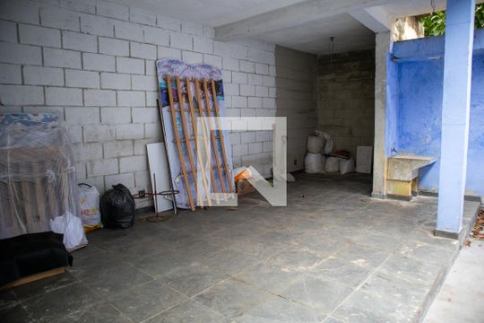 Quintal de casa à venda com 1 quarto, 20m² em Vila Ede, São Paulo