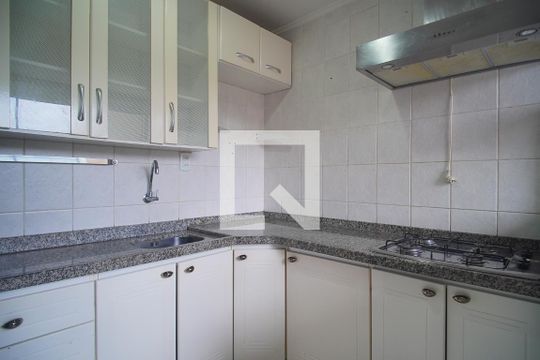 Cozinha de apartamento para alugar com 2 quartos, 65m² em Boa Vista, Novo Hamburgo