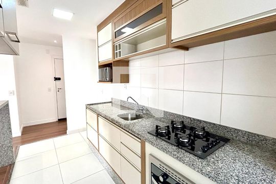 Cozinha de apartamento à venda com 3 quartos, 75m² em Picanço, Guarulhos