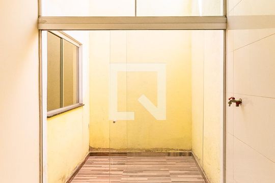 Área de Serviço de casa à venda com 2 quartos, 101m² em Santa Terezinha, Belo Horizonte