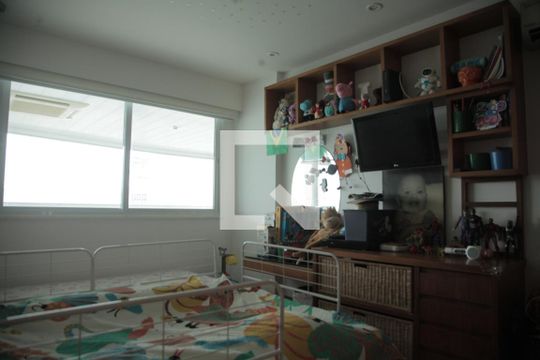 v de apartamento para alugar com 4 quartos, 180m² em Ingá, Niterói
