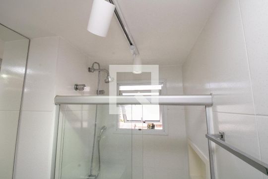 Banheiro, box e chuveiro  de apartamento à venda com 1 quarto, 58m² em Itaim Bibi, São Paulo
